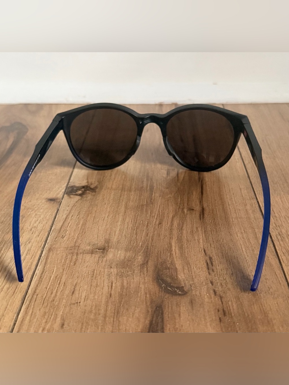 Oakley |Spindrift OO9474-15 | Matte Black Blue Sunglasses - Picture 10 of 14